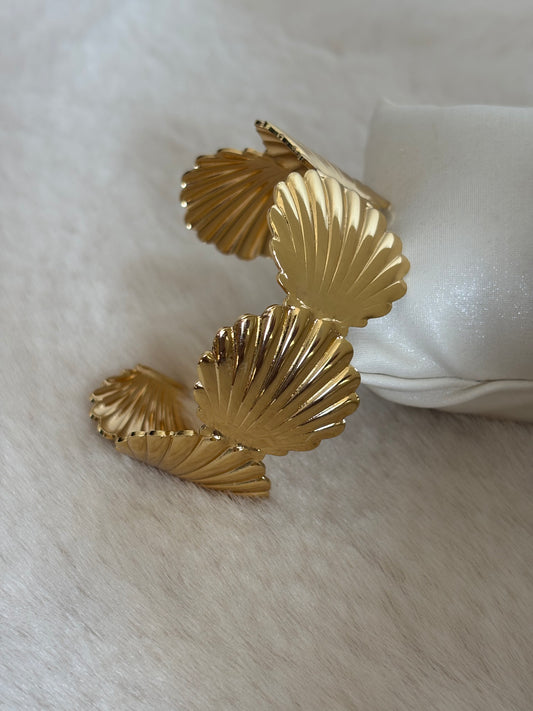 Shell Adjustable Cuff