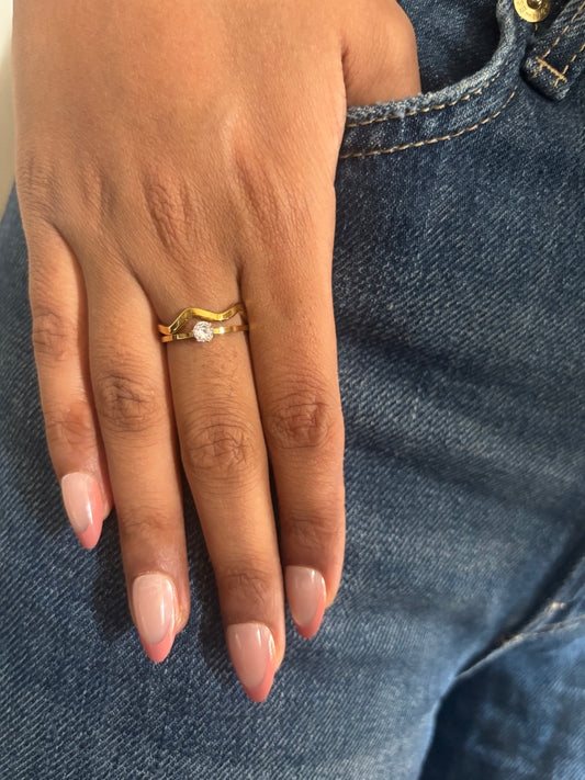 Wavy Solitaire Ring