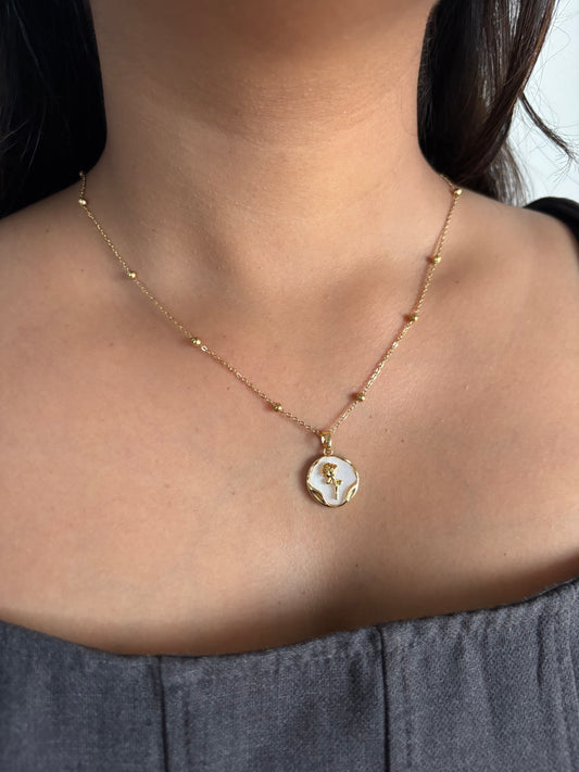 3D MOP Rose Necklace