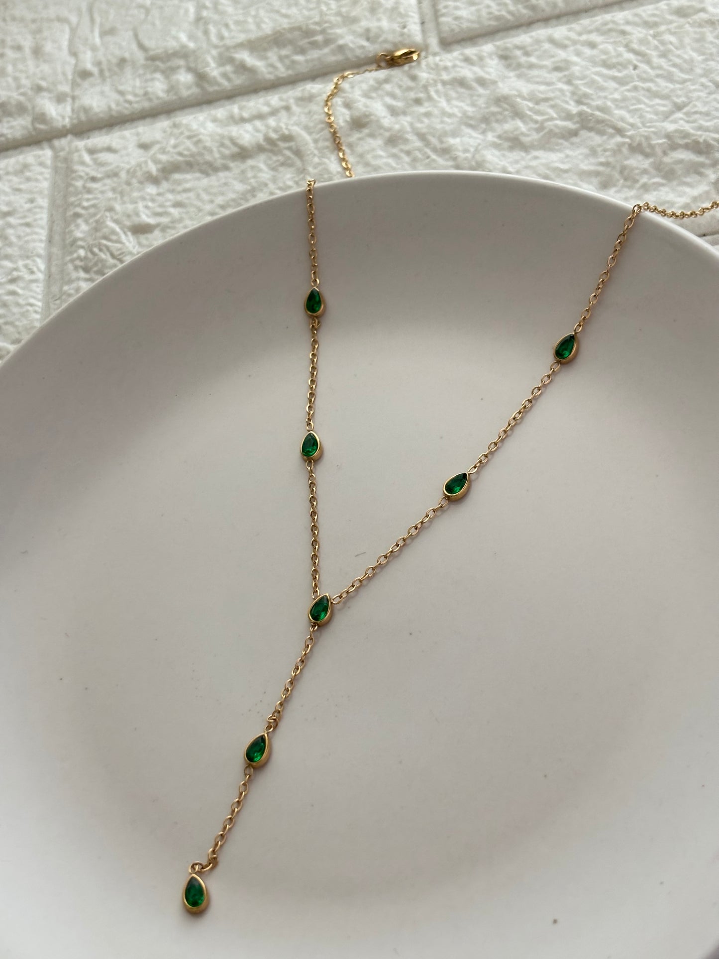 Vanya Emerald Necklace