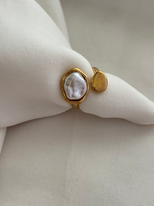 Claudia Pearl Ring (Size-8)