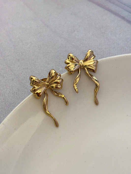 Pretty Bow Earring