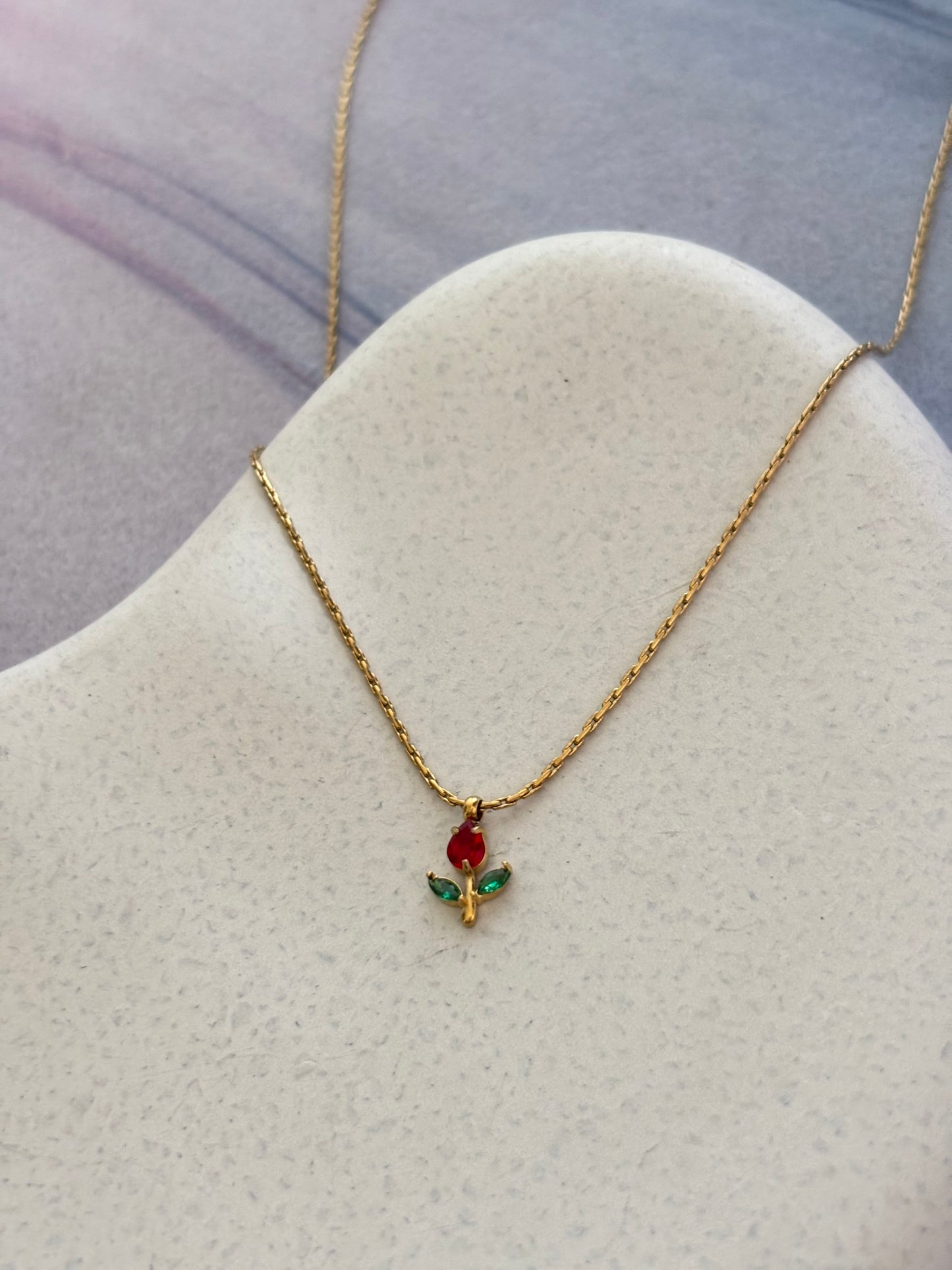 Red tulip Necklace