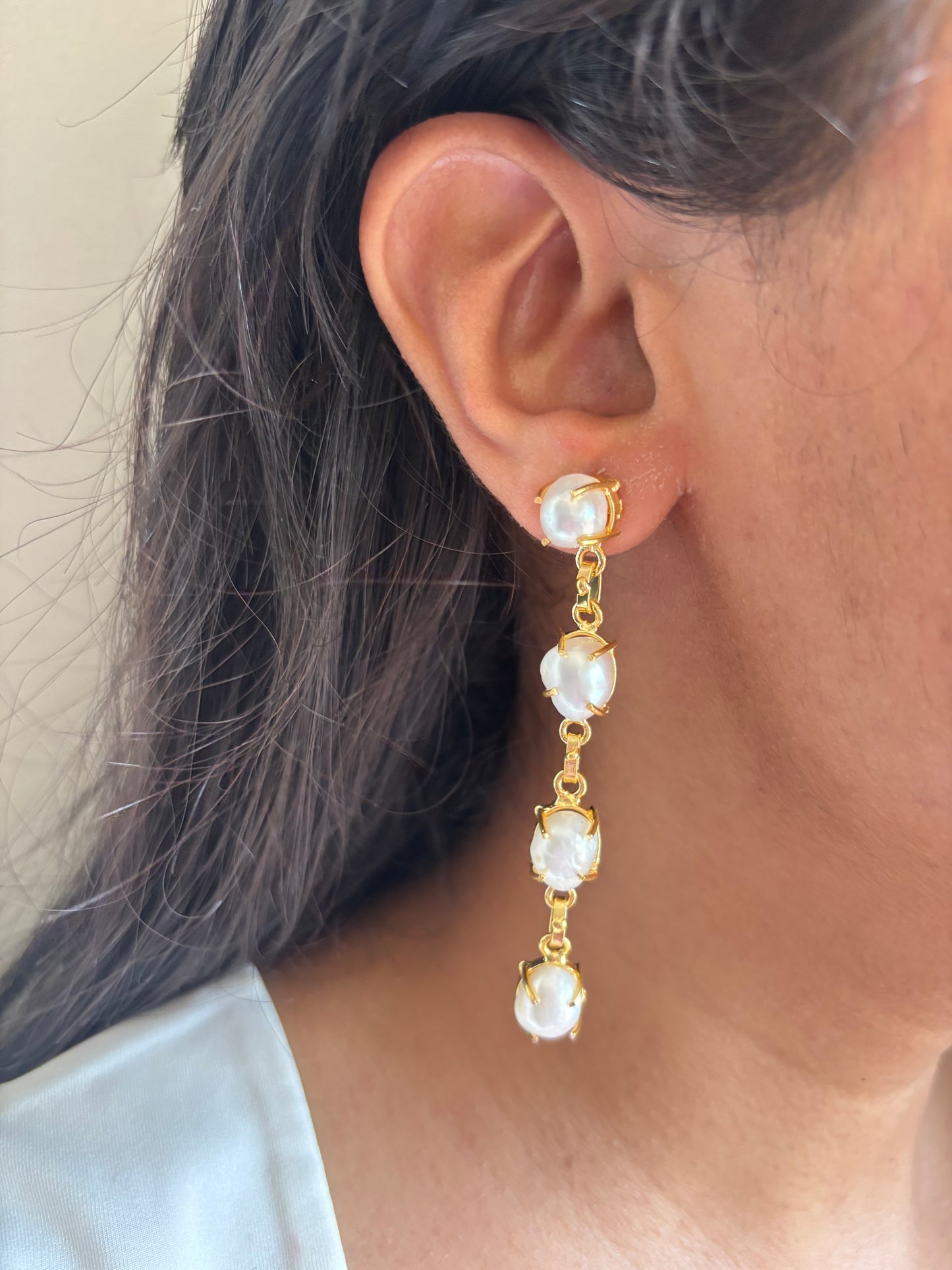 Pearl Dangler - Brass