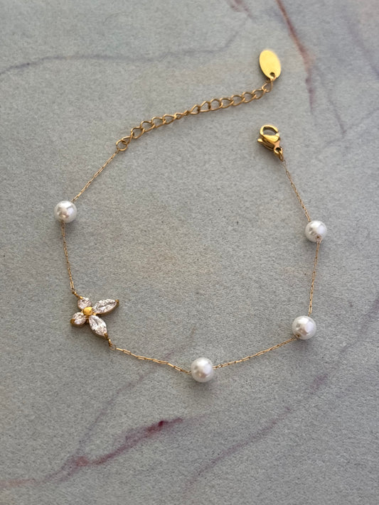 Clovia Studded Bracelet