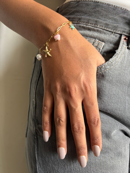 Faye-Star Bracelet