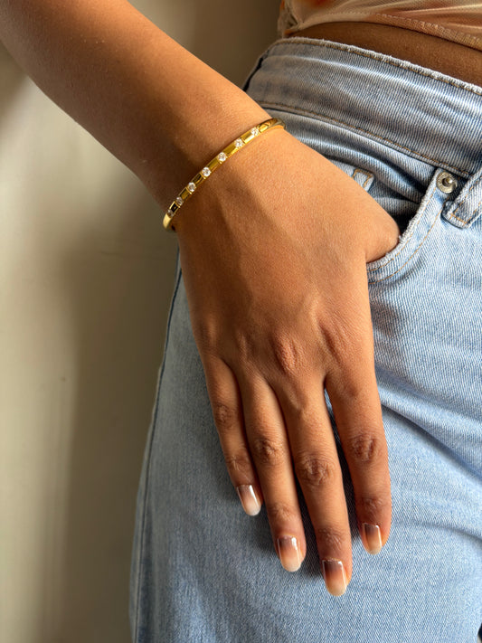 Meraki Gold Studded Bracelet