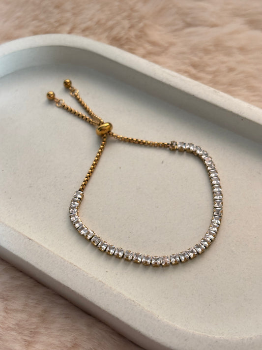 Clear Pull Up Bracelet