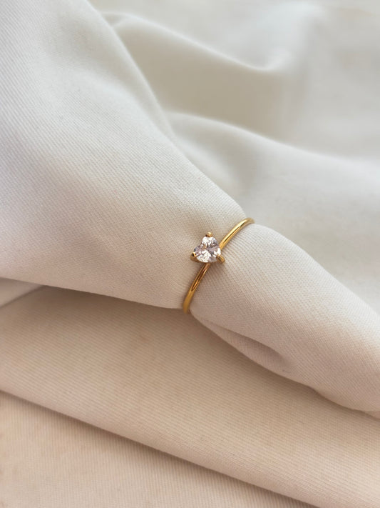Dainty Heart Solitaire Ring