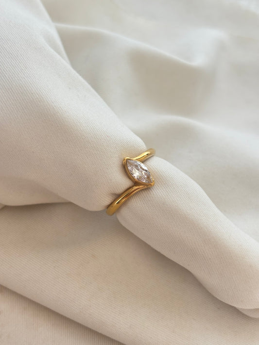 Marquise Vertical Ring