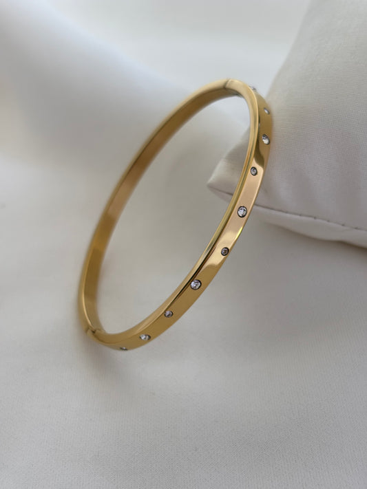 Diamond Studded Gold Bracelet