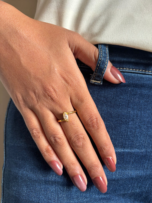 Marquise Vertical Ring