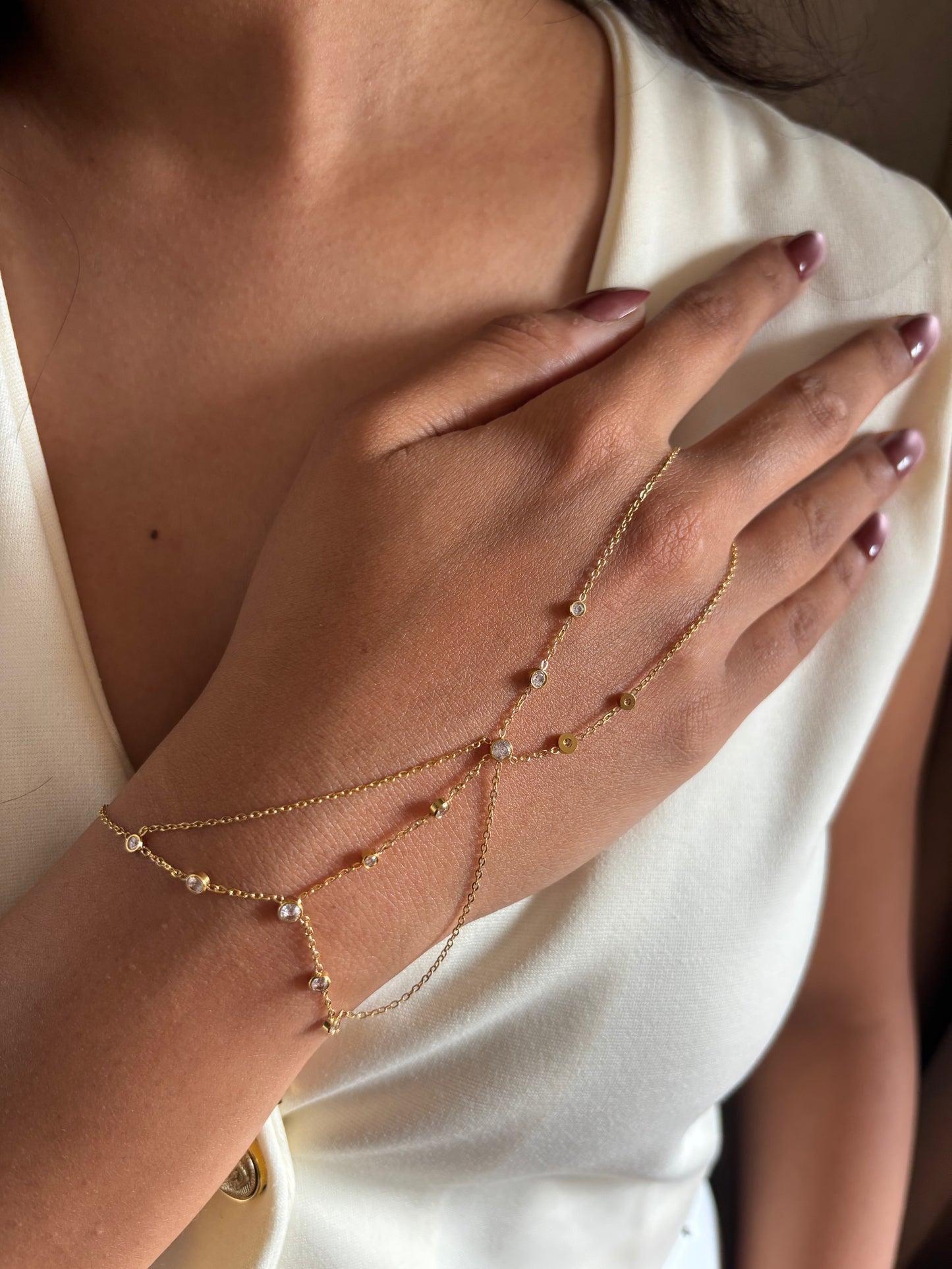 Mia Bunch studded hand Chain