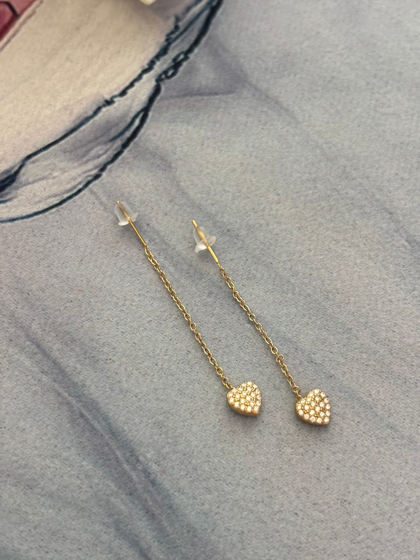 Mini Heart Needle Earring