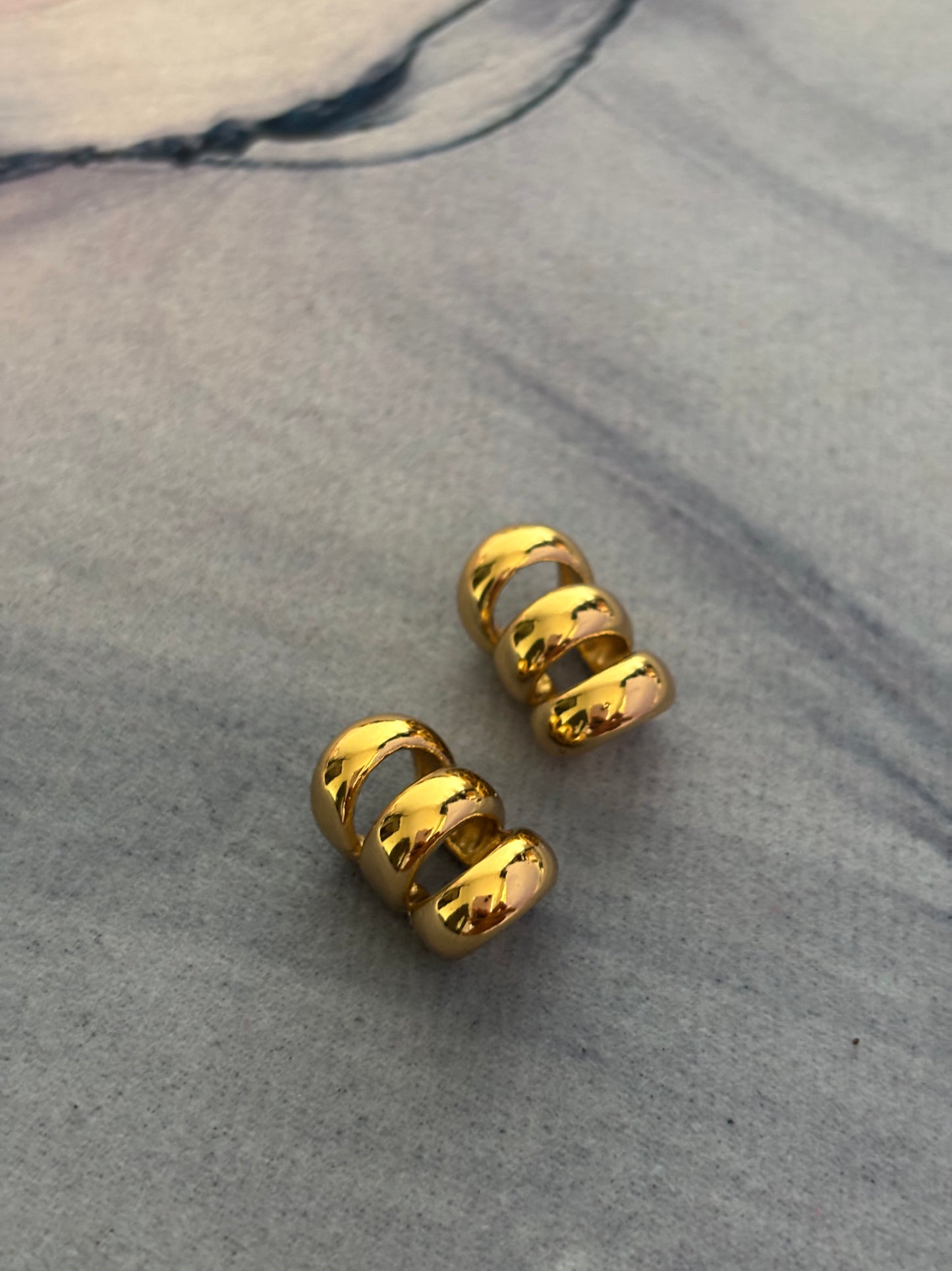 Sleek Earcuff Single
