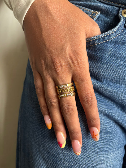 The Statement Ring (Size 7,8)