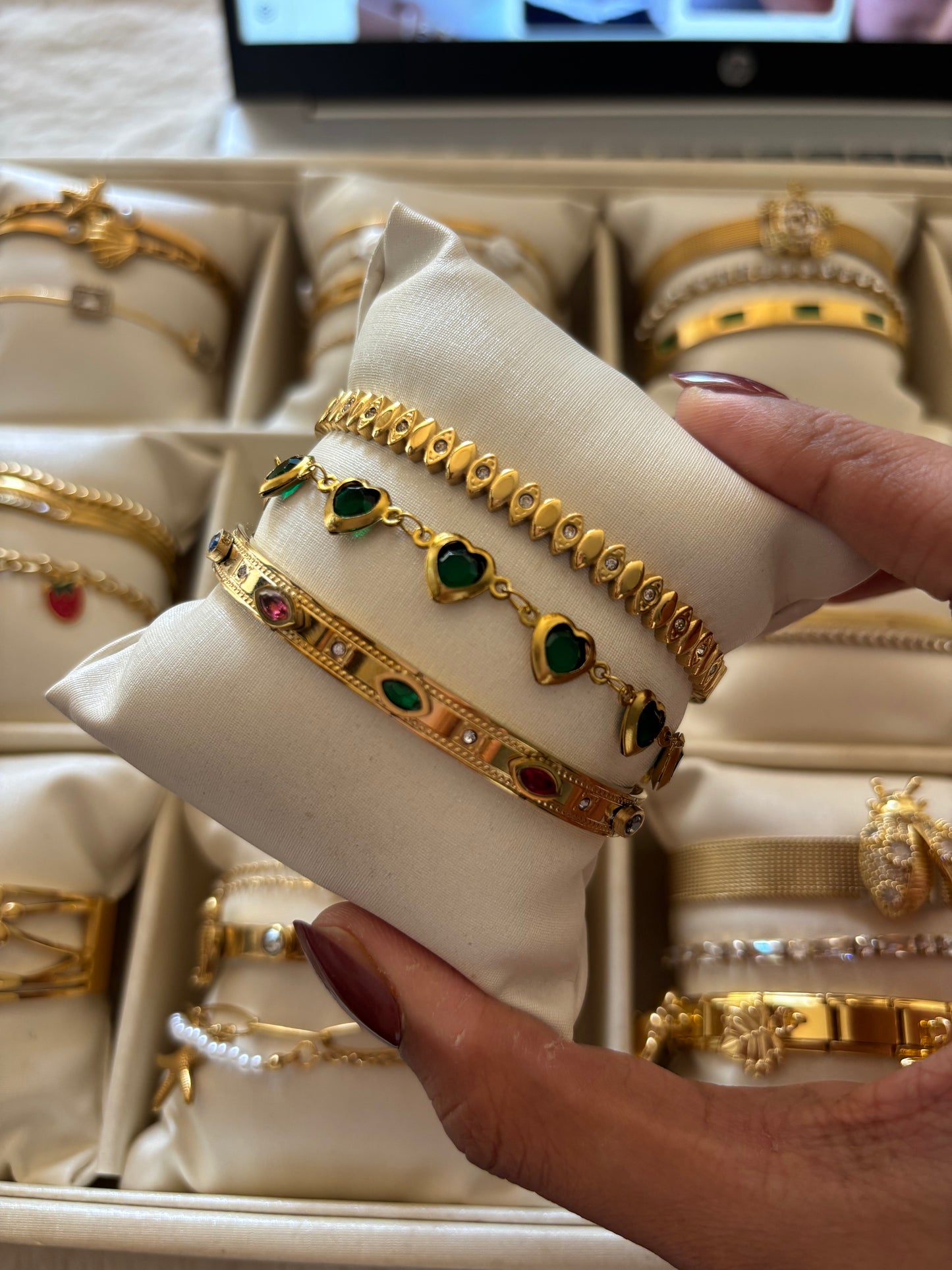 Signature Chic Bracelet Stack