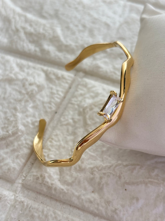 Lumina Luxe Adjustable Cuff