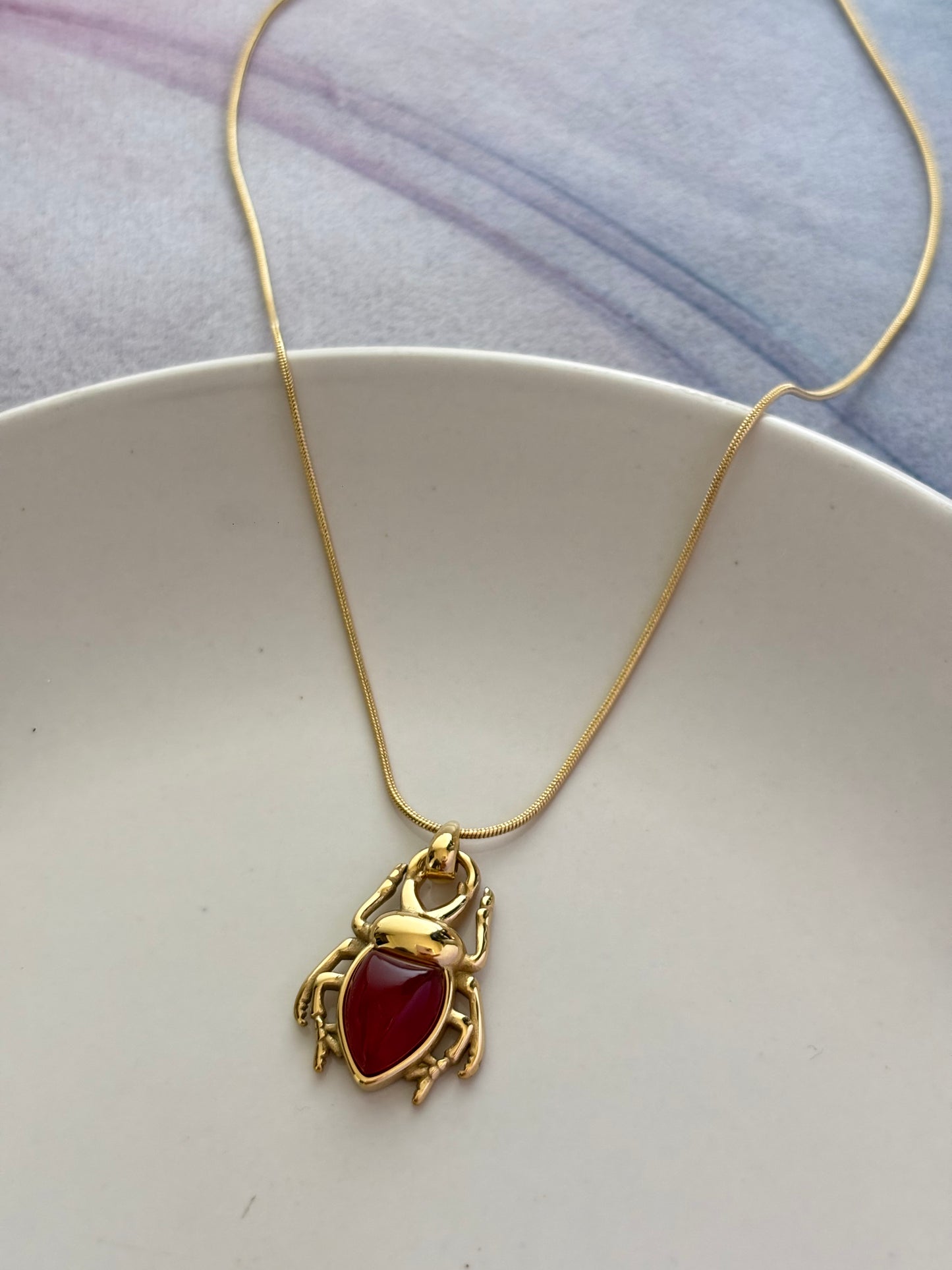Lady Bee Necklace