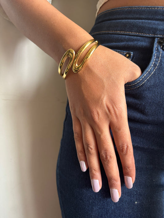 Nora Cut-out Cuff