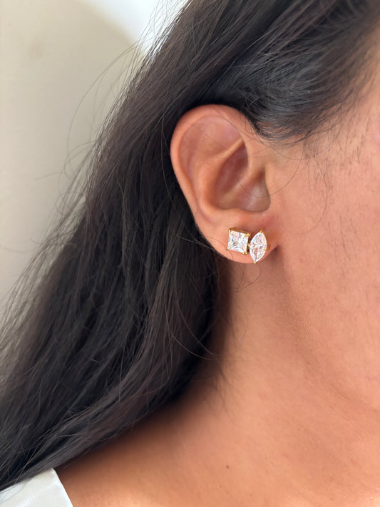 Toi-Moi Solitaire Studs