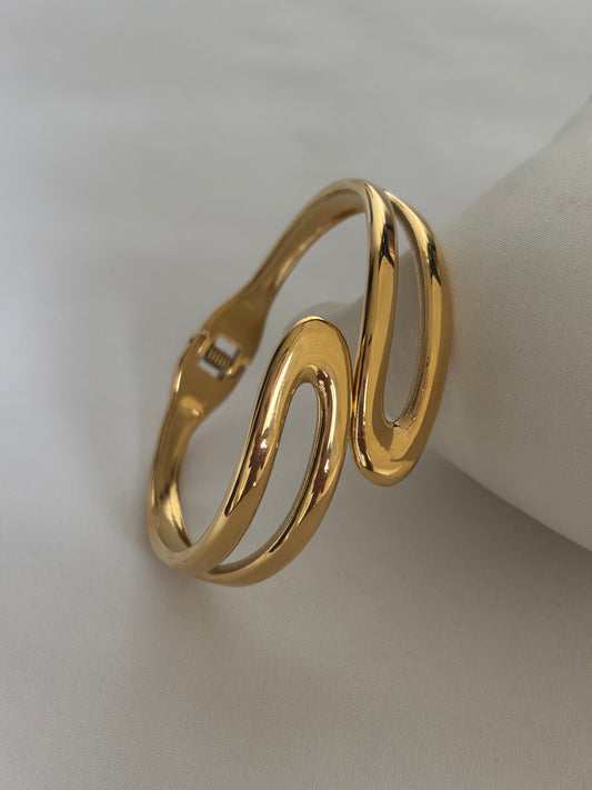 Nora Cut-out Cuff