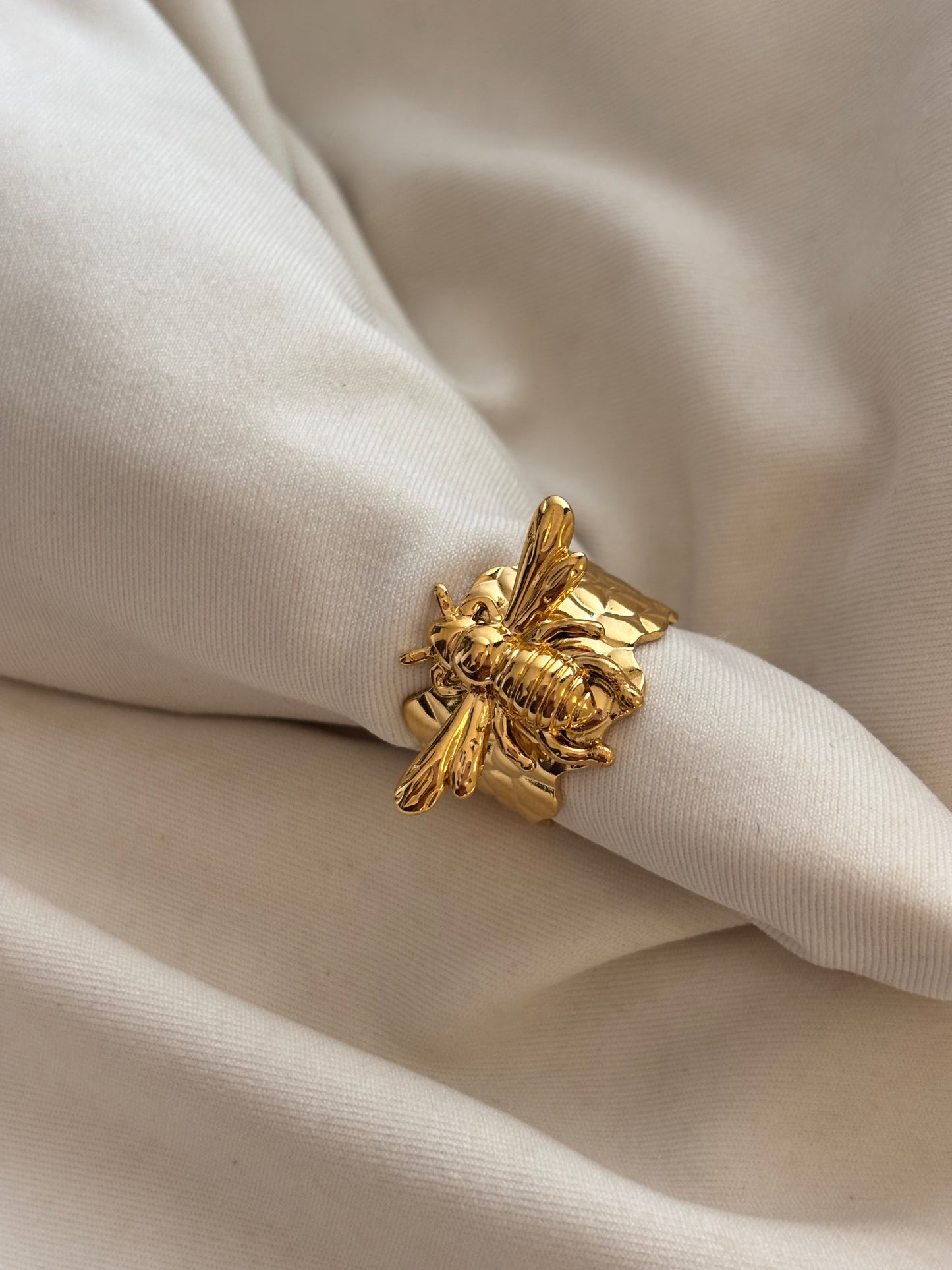 Bee Ring - Size 7
