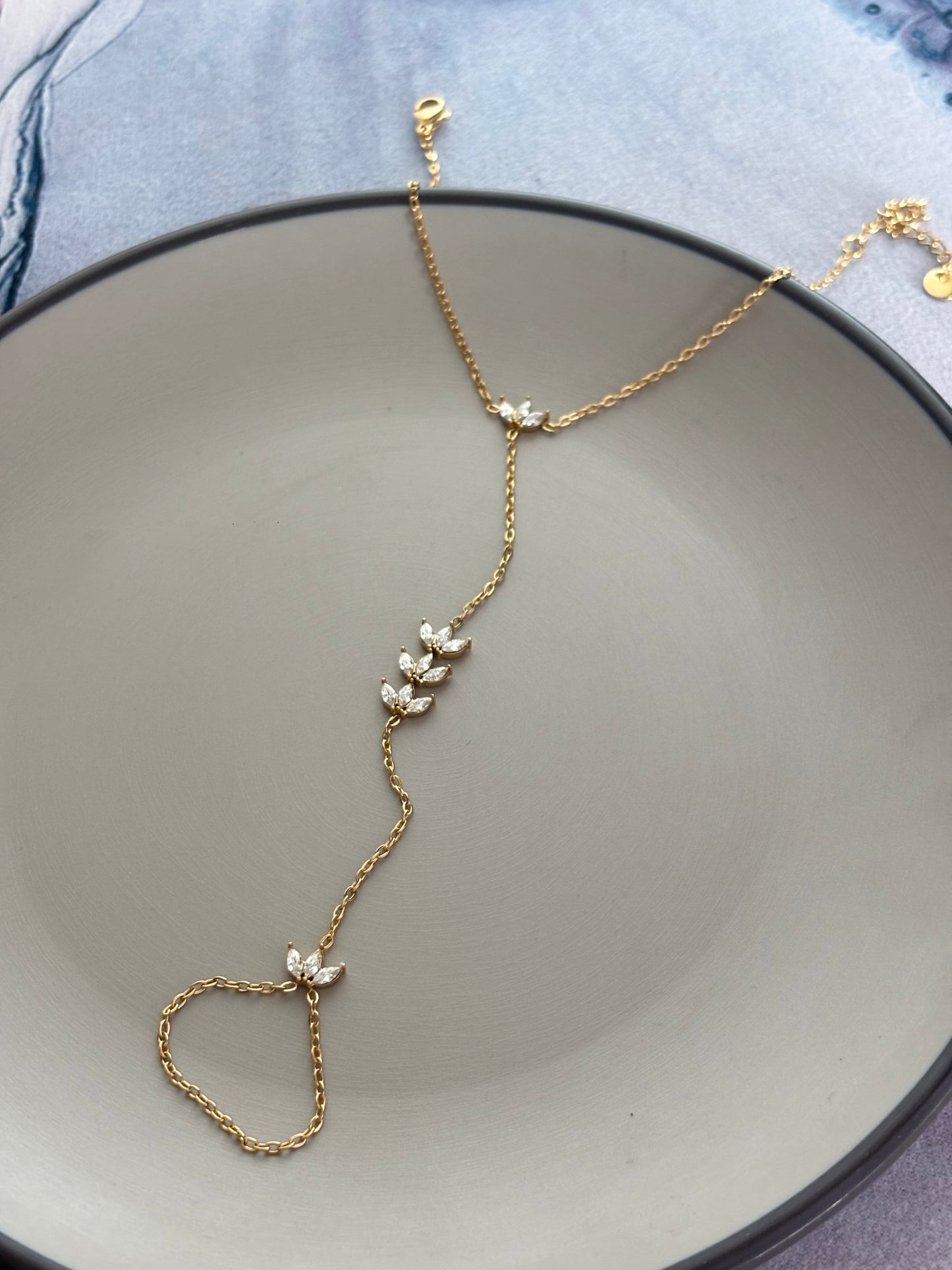 Clear Tulip Hand Chain