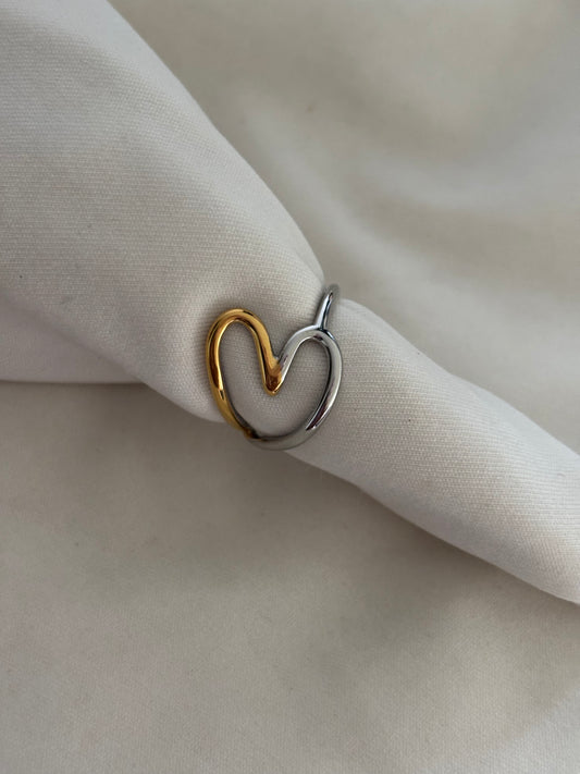 Heart Cut-out dual Tone Ring (Size-7)
