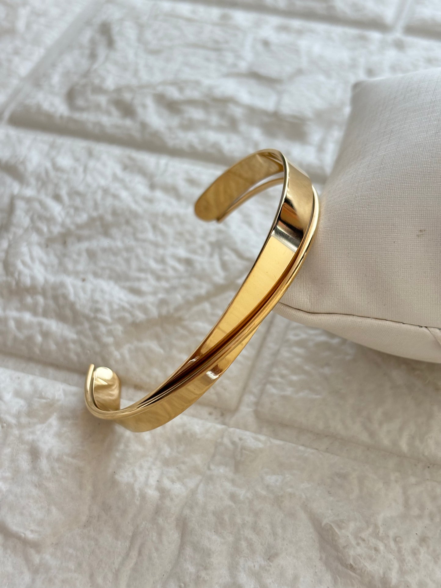 Sphere Adjustable Cuff
