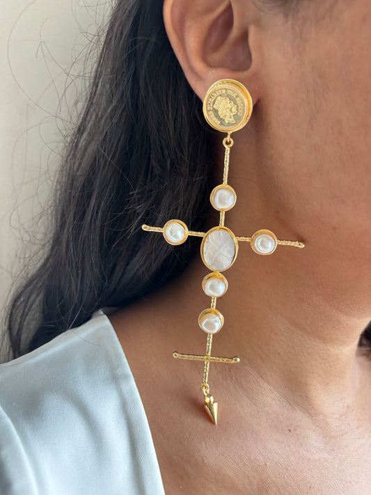 Catherine Pearl Earring Brass