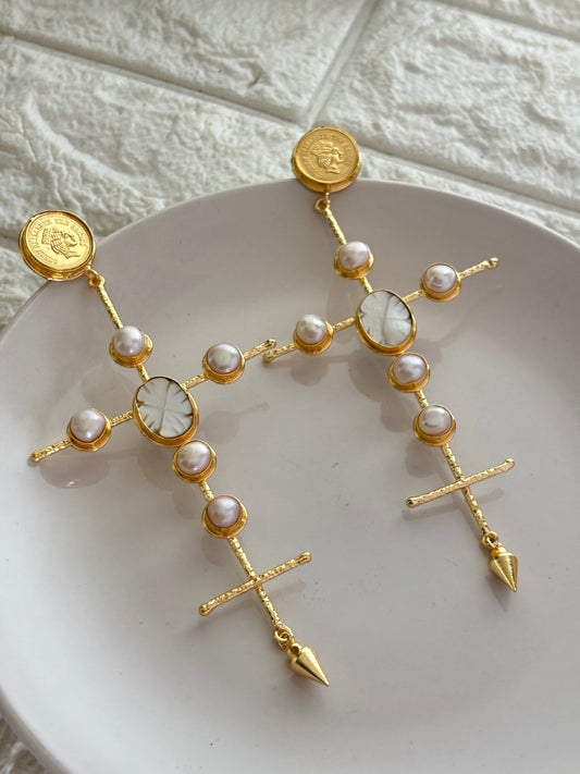 Catherine Pearl Earring Brass
