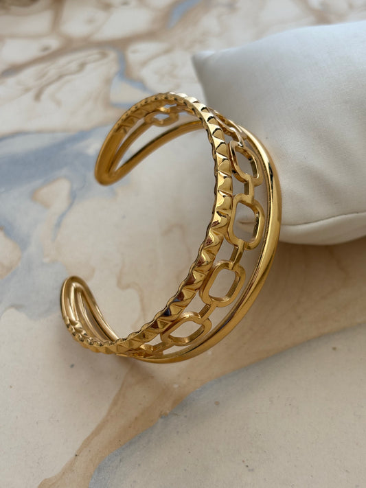 Bunch Adjustable Cuff