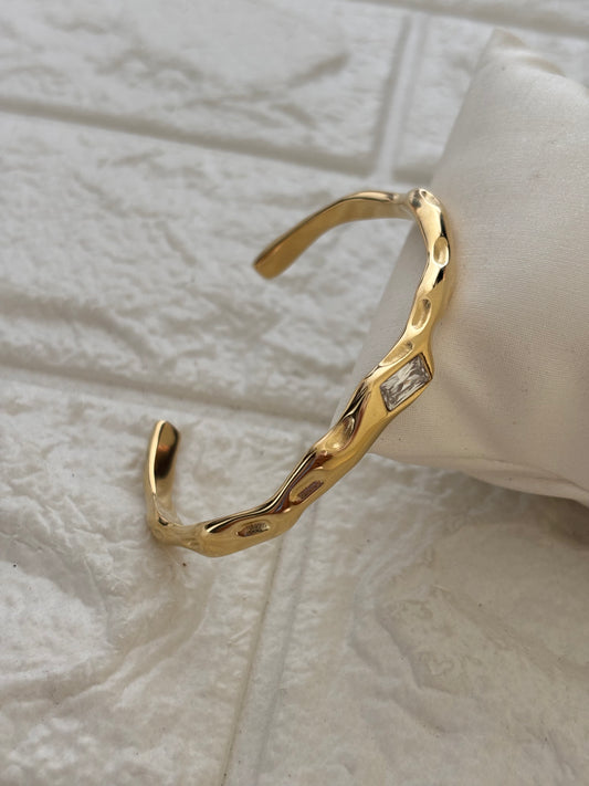 Christiane Adjustable Cuff