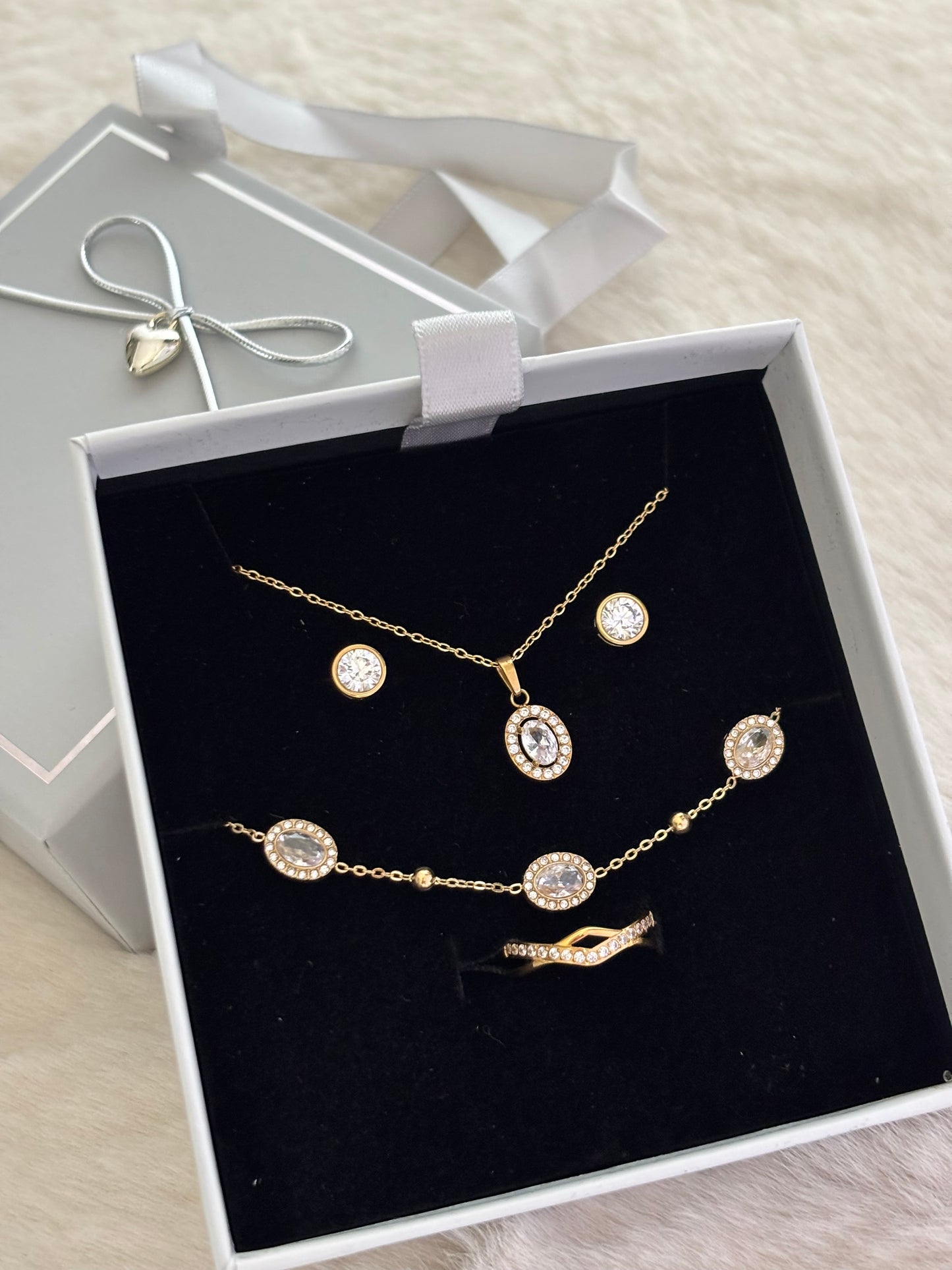 Signature Box- Gift Set